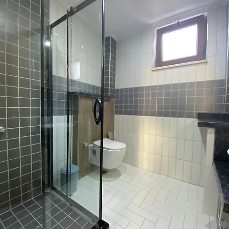 וילה Bektas Private אלאניה